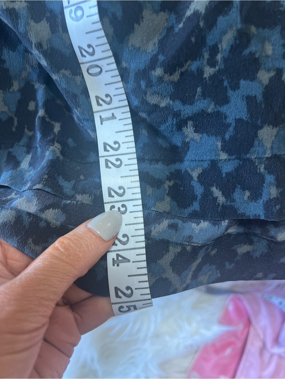 Madewell Medium Silk Front Row Tee in Ink Spot Leopard Blouse Top Shirt - Picture 6 of 13